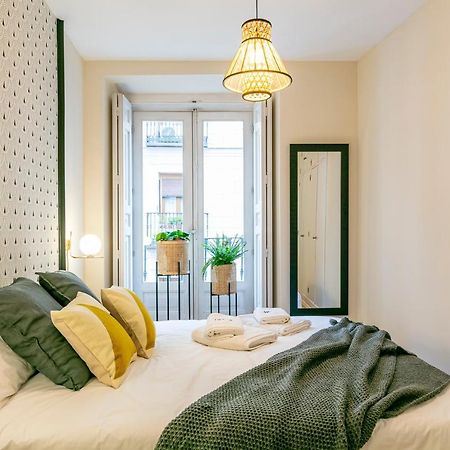 Luxury Belmont Puerta Del Sol Apartment Мадрид Екстериор снимка