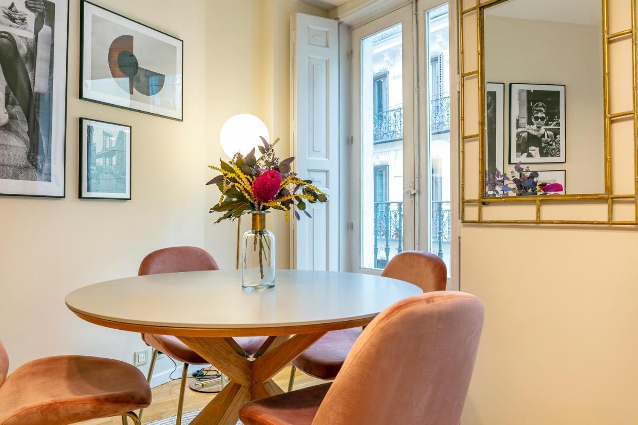 Luxury Belmont Puerta Del Sol Apartment Мадрид Екстериор снимка