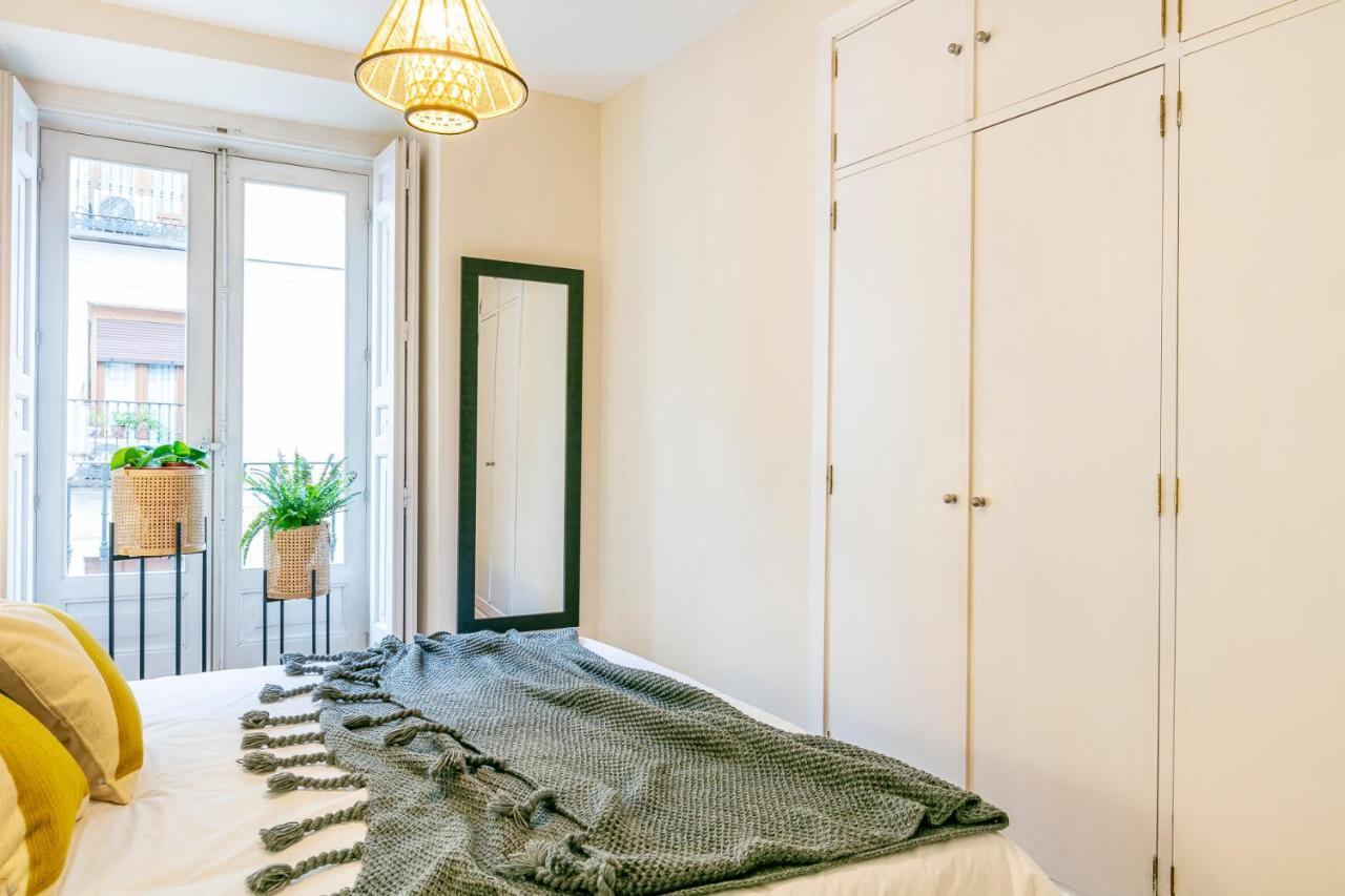 Luxury Belmont Puerta Del Sol Apartment Мадрид Екстериор снимка